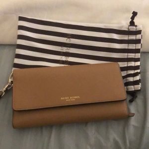 Convertible Henri Bendel wallet.